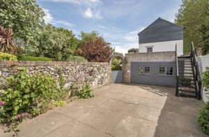 Photo 2- click for photo gallery